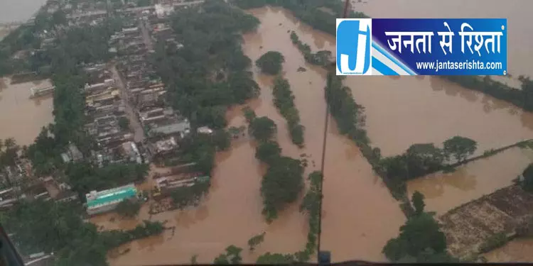 गंजम-गजपति में बाढ़ पीड़ितों के लिए एयरड्रॉप से भोजन पहुंचाने की तैयारी गंजम-गजपति में बाढ़ पीड़ितों के लिए एयरड्रॉप से भोजन पहुंचाने की तैयारी