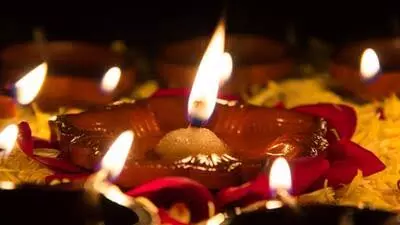 धनतेरस पर शुक्र प्रदोष का शुभ योग, जानें पूजा की सही तारीख धनतेरस पर शुक्र प्रदोष का शुभ योग, जानें पूजा की सही तारीख