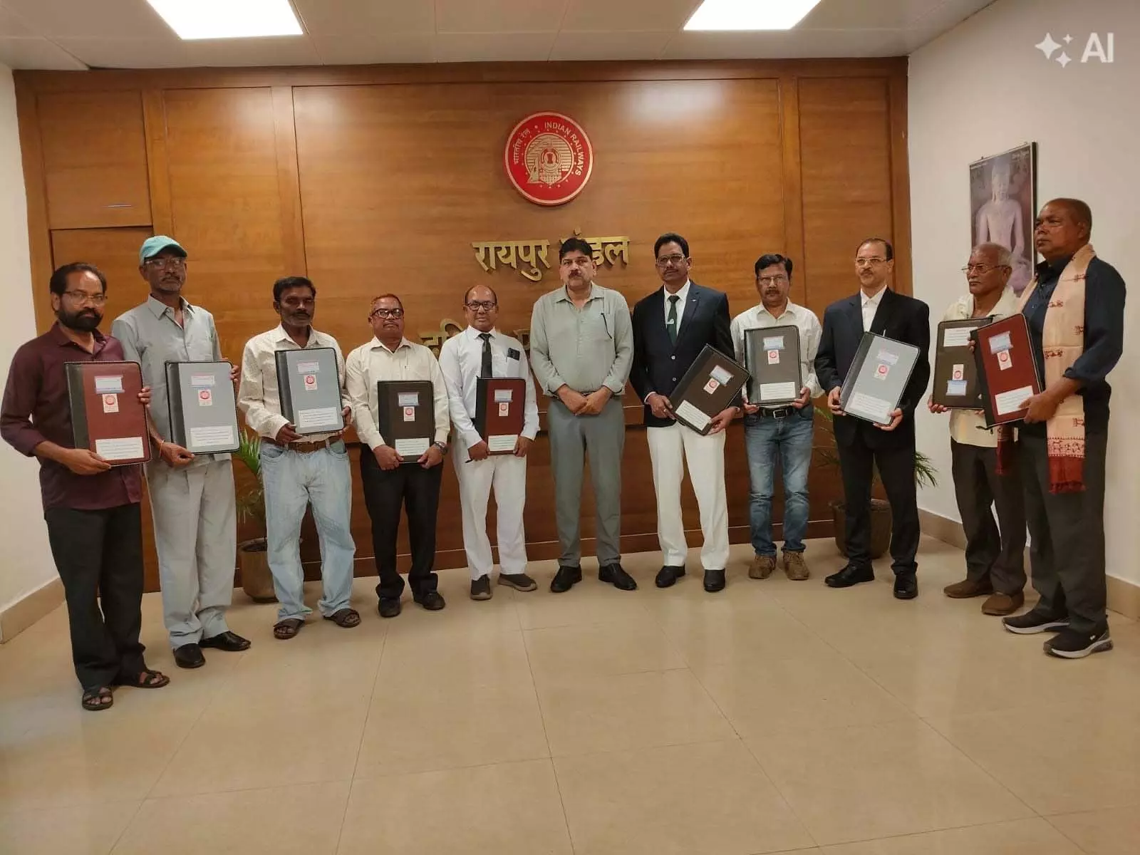 रेल परिवार से रायपुर मंडल के 11 सदस्य कल सेवानिवृत्त रेल परिवार से रायपुर मंडल के 11 सदस्य कल सेवानिवृत्त