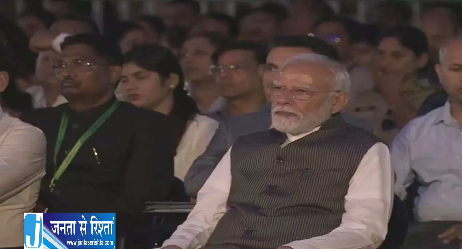 गुजरात में भारत पर्व की धूम, पीएम मोदी ने देखा एकता प्रकाश पर्व का शानदार नजारा गुजरात में भारत पर्व की धूम, पीएम मोदी ने देखा एकता प्रकाश पर्व का शानदार नजारा