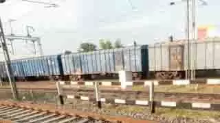 इंजन फेल होने से रेल यातायात प्रभावित, महानंदा समेत 10 ट्रेनें अटकीं इंजन फेल होने से रेल यातायात प्रभावित, महानंदा समेत 10 ट्रेनें अटकीं