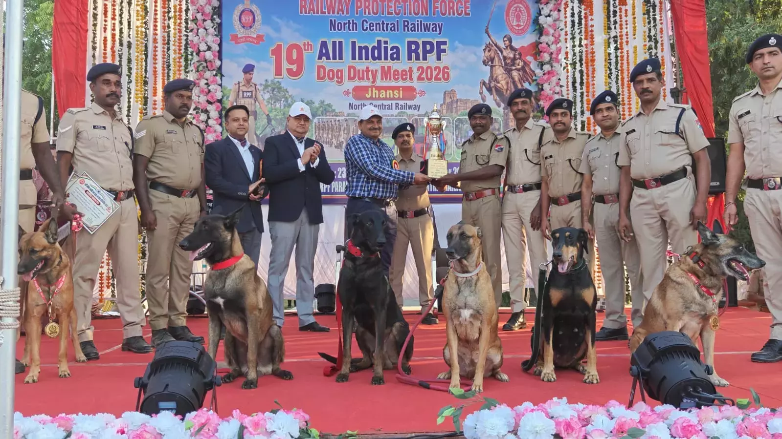 Andhra: आरपीएफ डॉग रेमो ने राष्ट्रीय प्रतियोगिता में उपविजेता, सर्वश्रेष्ठ कुत्ते का खिताब जीता