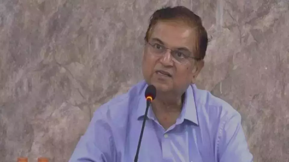 Andhra: एसईसी ने 1 नवंबर को स्वतंत्र, निष्पक्ष और शांतिपूर्ण तरीके से चुनाव कराने का आह्वान किया