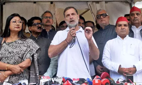 सीईसी के महाभियोग प्रस्ताव पर राहुल गांधी का बयान