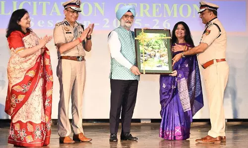 जिम्मेदार नागरिक बनें, समाज में योगदान दें जिम्मेदार नागरिक बनें, समाज में योगदान दें