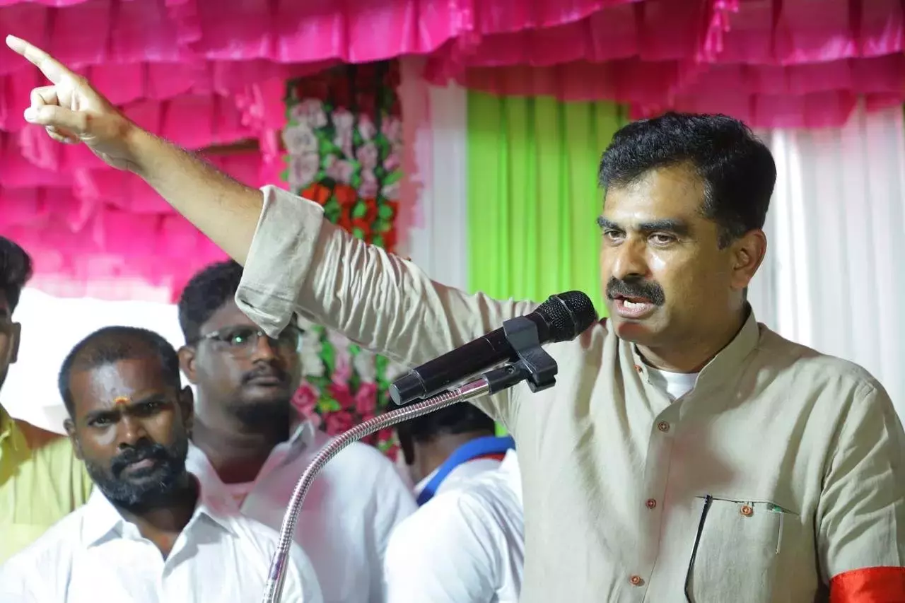 द्रमुक, अन्नाद्रमुक टीवीके सरकार के खिलाफ अविश्वास प्रस्ताव ला सकते हैं: दुरई वाइको