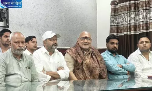 गिरिराज सिंह का राहुल गांधी पर तीखा हमला, बोले- चुनाव में वोट नहीं चोरों की राजनीति हार रही है