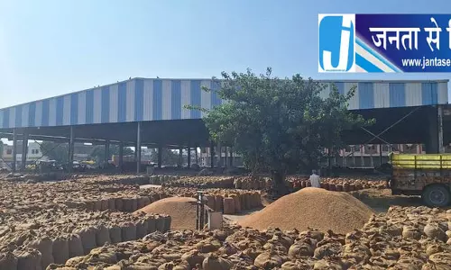करनाल मंडियों में MSP को लेकर विवाद