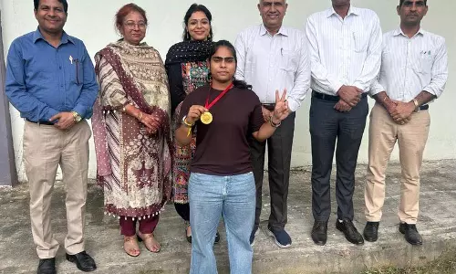 लाडवा कॉलेज के छात्र ने जीता गोल्ड मेडल