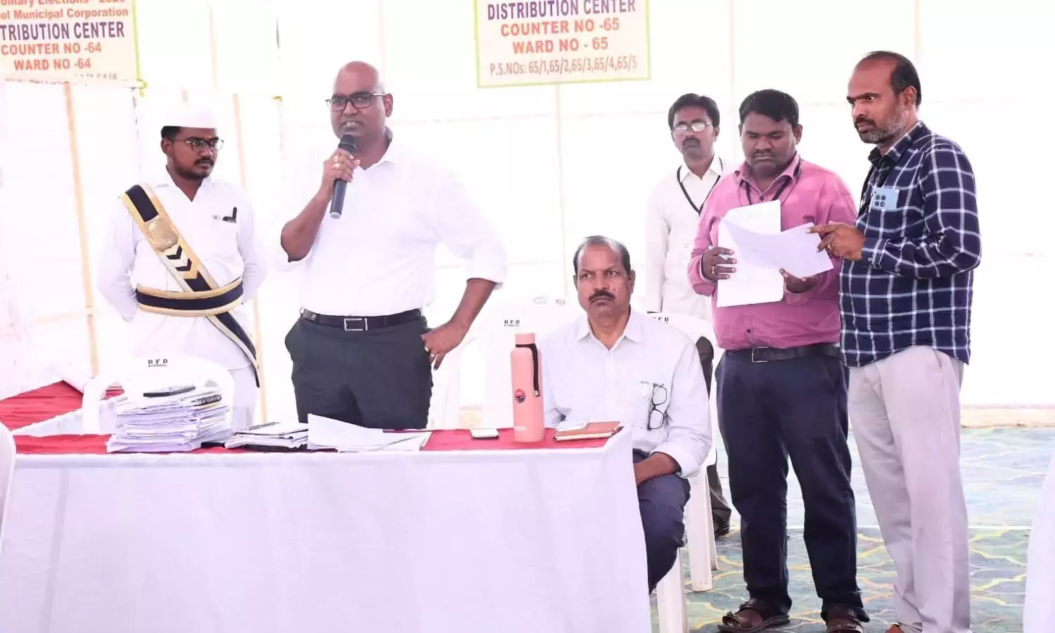 Andhra: आयुक्त ने कहा, त्रुटि मुक्त चुनाव कर्तव्य सुनिश्चित करें
