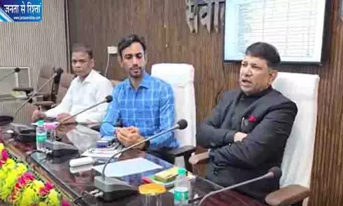 बिहार के सरकारी स्कूलों में AI की एंट्री, शिक्षकों पर बढ़ेगी सख्ती बिहार के सरकारी स्कूलों में AI की एंट्री, शिक्षकों पर बढ़ेगी सख्ती