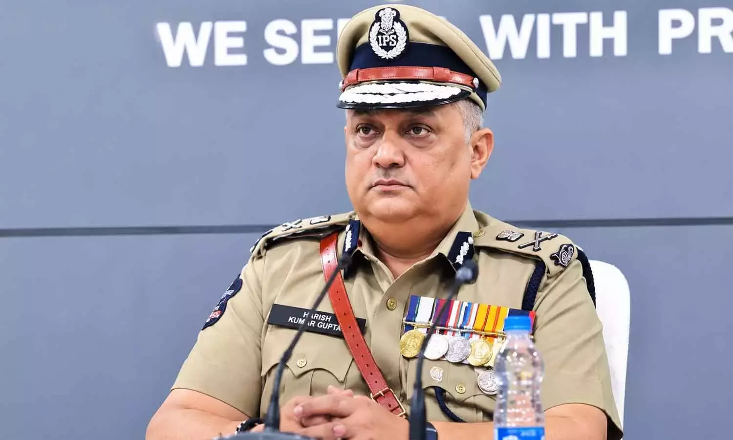 Andhra: डीजीपी ने बालासुब्रमण्यम के निधन पर शोक जताया Andhra: डीजीपी ने बालासुब्रमण्यम के निधन पर शोक जताया