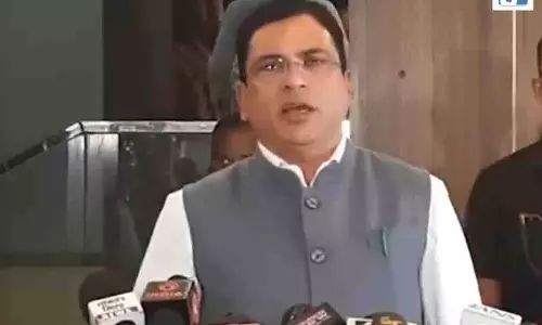 सिंहस्थ कुंभ मेले के खर्च पर सियासी घमासान, रोहित पवार के आरोपों पर मंत्री आशीष जायसवाल का पलटवार सिंहस्थ कुंभ मेले के खर्च पर सियासी घमासान, रोहित पवार के आरोपों पर मंत्री आशीष जायसवाल का पलटवार