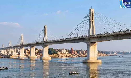 गंगा पर बनेगा नमो ब्रिज, रेल मंत्री का ऐलान