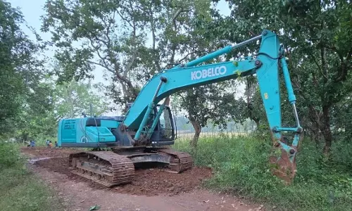 नक्सलवाद के खात्मे के बाद बस्तर में विकास को नई गति, बड़े बोदल सड़क निर्माण कार्य प्रारंभ